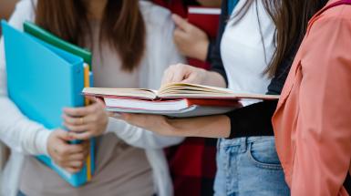 Studenti